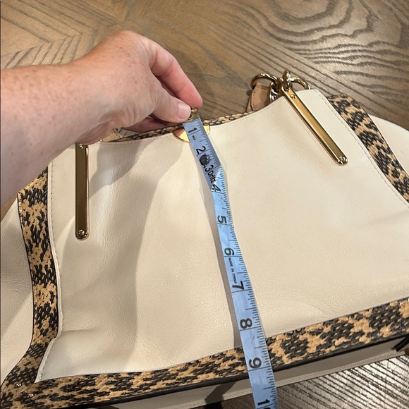 COACH Leather Dreamer Bag worn once excellent condition slight marks on inside - Picture 8 of 8